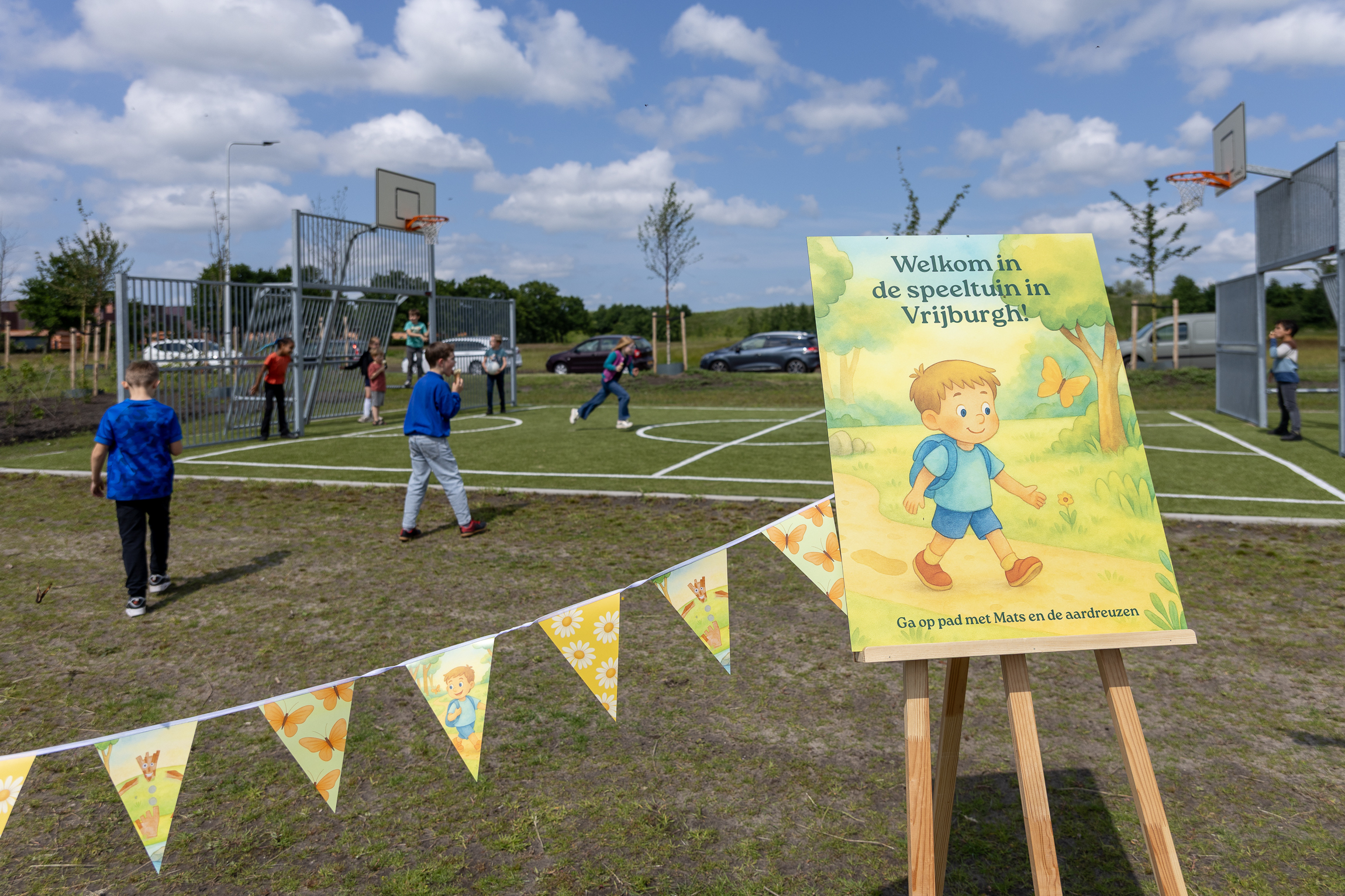 Speeltuin Vrijburgh met spelende kinderen